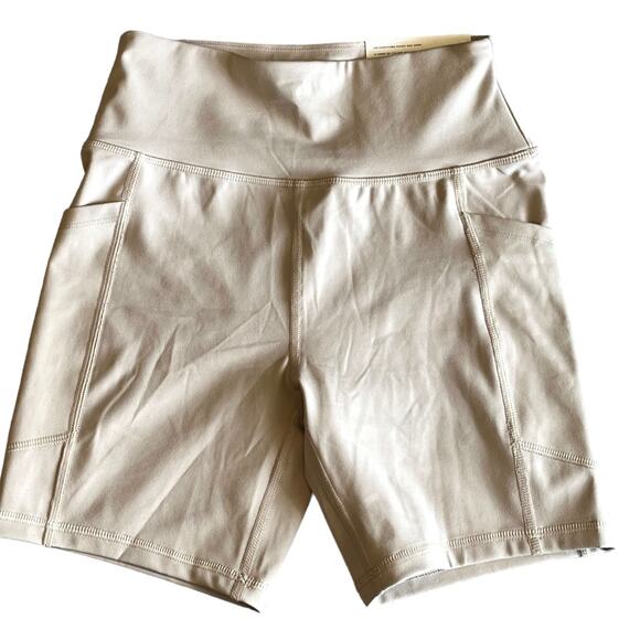 New American Eagle Women's Everything Pocket Fleece BIKE SHORT Pull On XS Cream - Picture 1 of 5